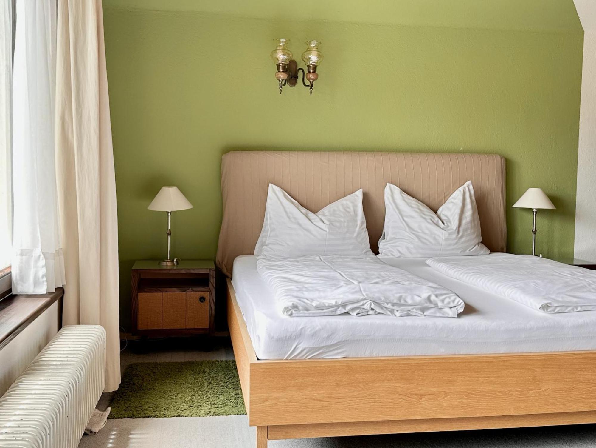 Haus Marianne Bed & Breakfast Millstatt Room photo